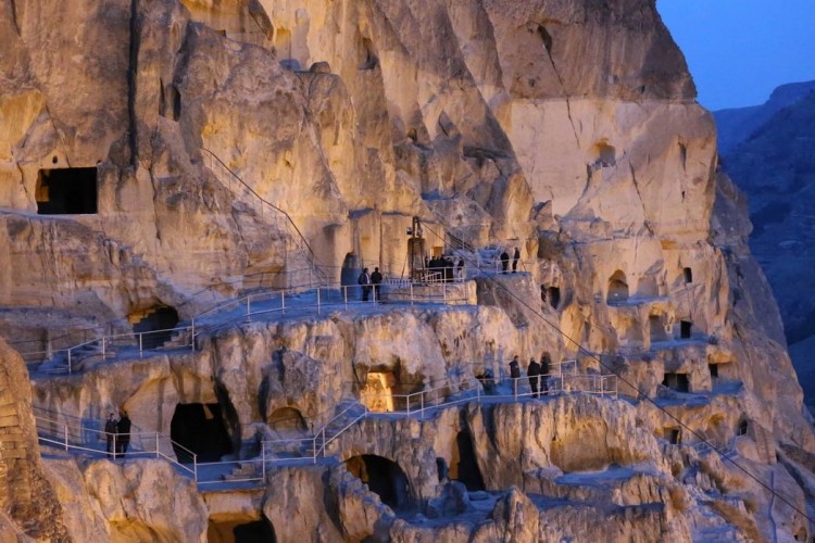 Vardzia Cave Town