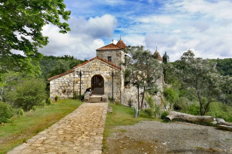 Motsameta Monastery