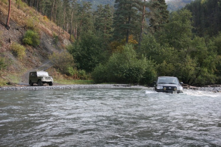 Jeep Tour Georgia - 4 WD Adventure 8 Days