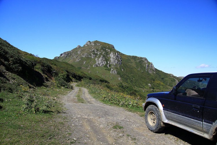 Jeep Tour Georgia - 4 WD Adventure 8 Days