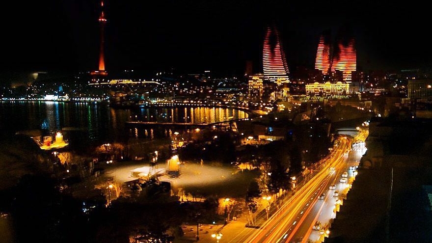 ELEVEN RESTAURANT & LOUNGE