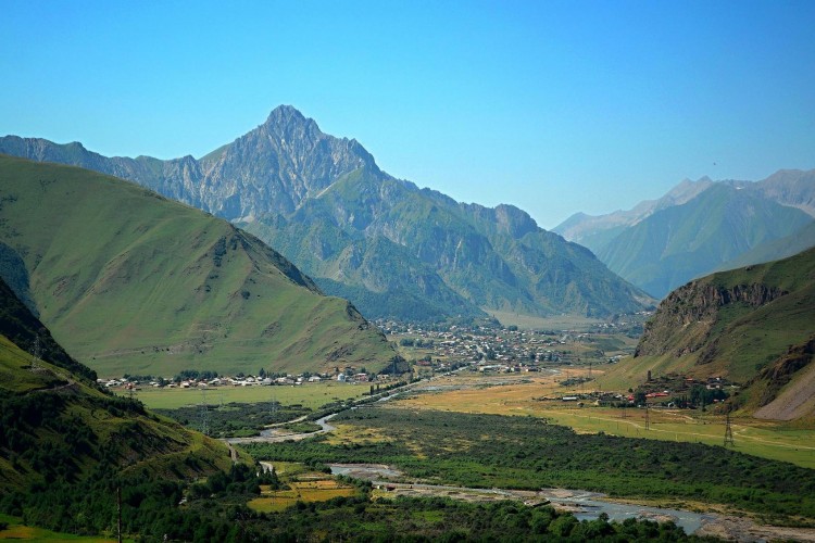 Stephantsminda (Kazbegi) view