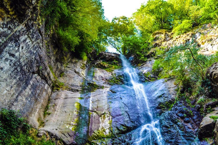 Makhuntseti waterfalls
