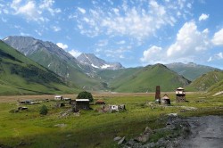 Tbilisi, Ananuri, Stepantsminda with Trekking in Juta